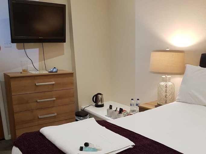 Bedroom 3, The Dog Inn, Essex