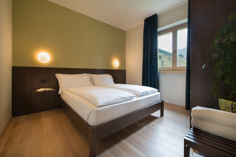 Bedroom 4, Central Rin, Sondrio