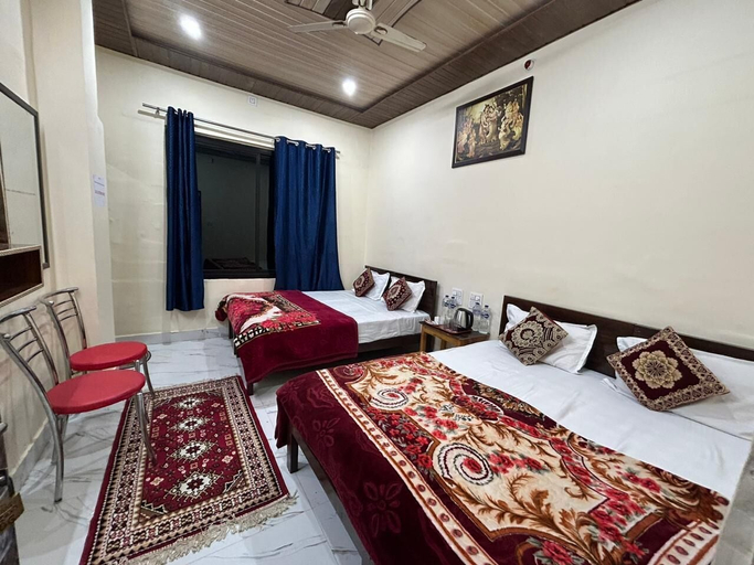 Bedroom 4, Hotel Royal Sainik, Uttarkashi