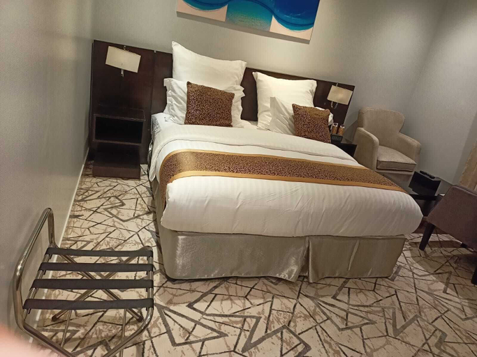 Others 5, Carwan Altahliya, Jeddah
