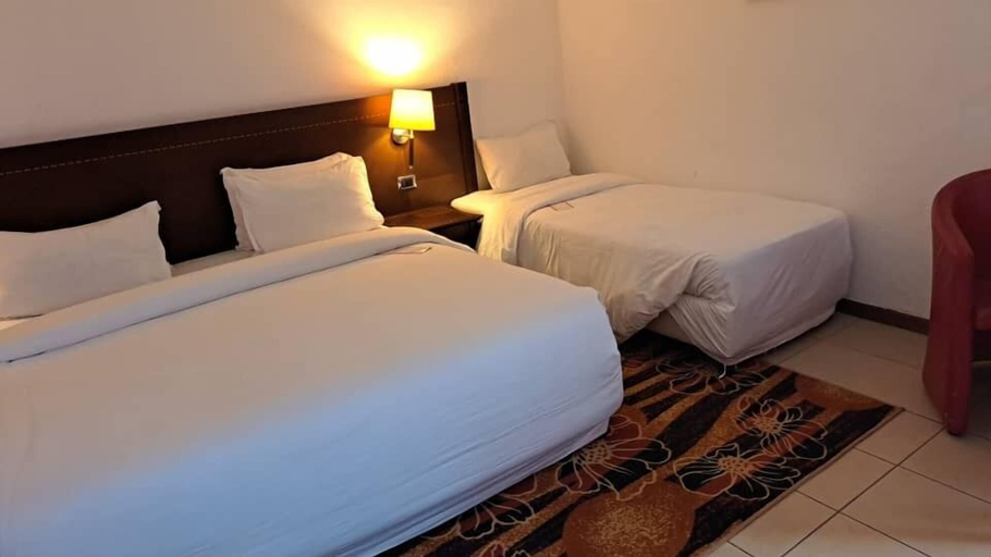 Bedroom 2, Hotel De L'Océan, Océan