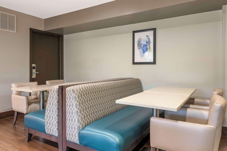 Bedroom 4, Best Western Plus Lafayette Hotel University Area, Tippecanoe