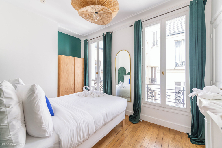 Bedroom 3, HotelHome Paris 16, Paris