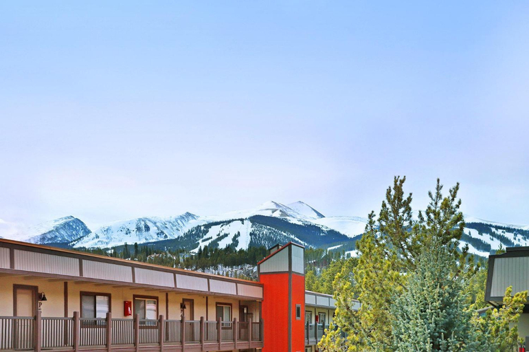 Others 5, Ski & Racquet Club B-106 Condo, Summit