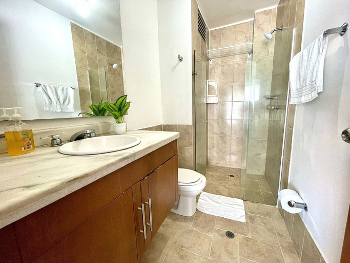 Bathroom 4, Estudios Mirador del Laguito, Cartagena de Indias