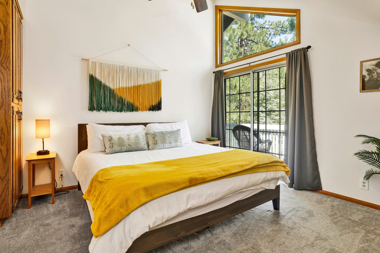 Bedroom 3, Four Little Bears Cabin #2490, San Bernardino