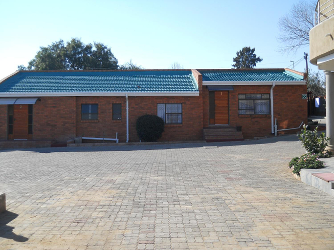 Others 4, Noble Hearts Bed & Breakfast, Thabo Mofutsanyane