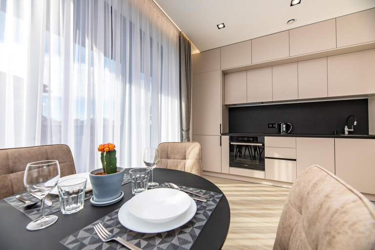 Others 5, M50 Apartments, Palangos