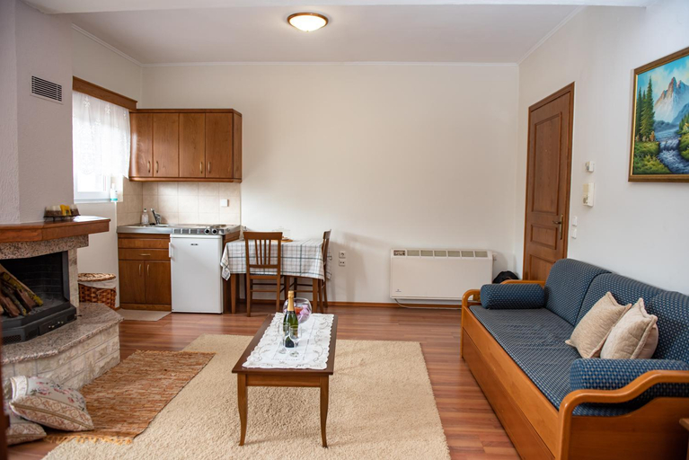 Others 2, Ξενη resort, Central Greece