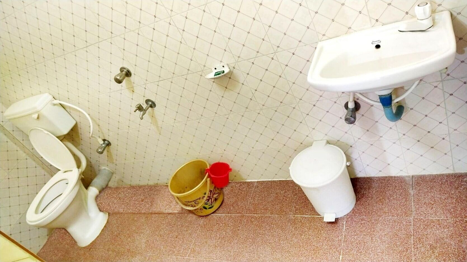 Bathroom, Dreamland Resort And Restaurant, South Andaman