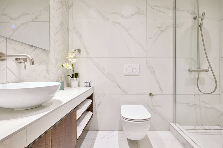 Bathroom 5, The Samirah Luxury Residences, Attica