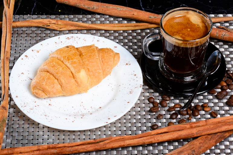 Food & Drinks 21