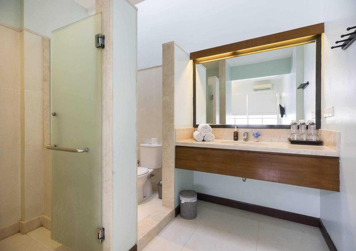 Bathroom 2, Tanaya Bed and Breakfast, Badung