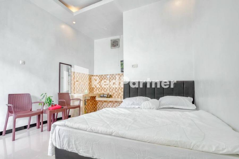 Griya Rahayu Guesthouse RedPartner near Jatim Park 2 Batu, Malang