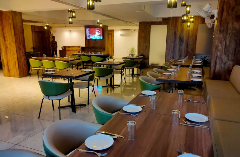 Food & Drinks 4, Chestnutt Tree Hotel, Alwar