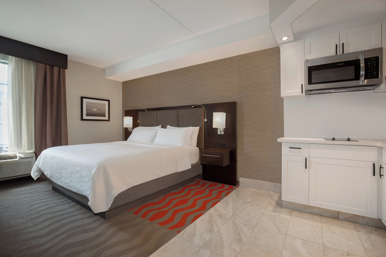 Bedroom 3, Holiday Inn Express & Suites BARRIE by IHG, Simcoe