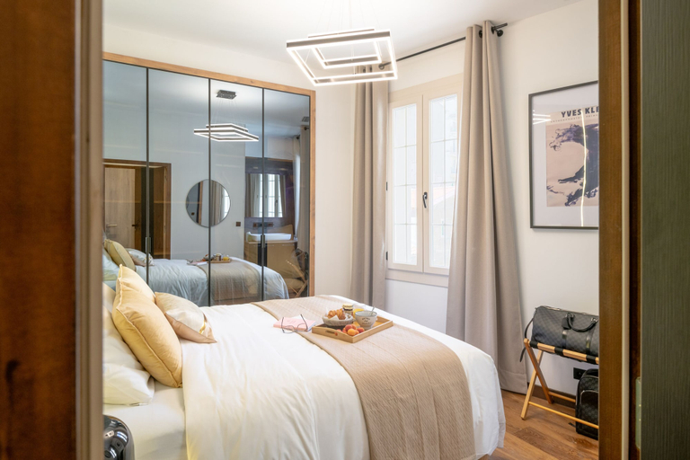 Bedroom 3, Les Maisons d'Anthony, Bouches-du-Rhône