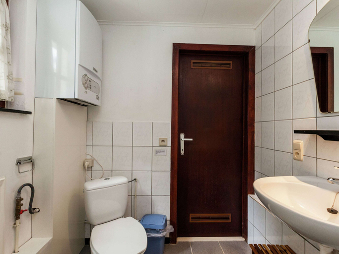 Bathroom 4, Cottage Near Durbuy Forest, Luxembourg