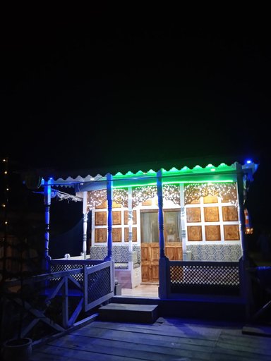 Exterior & Views, Houseboat  New  Dongola, Srinagar