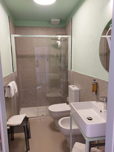 Bathroom 4, Fiorita, Florence