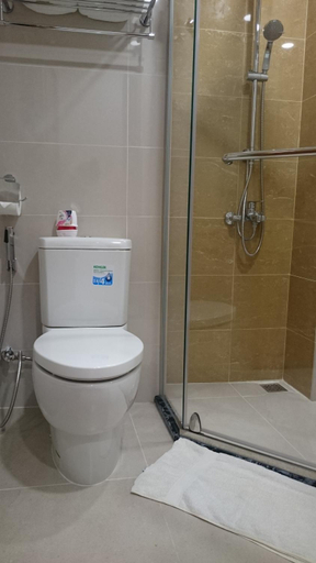 Bathroom 4, Thien Tu Hotel, District 1