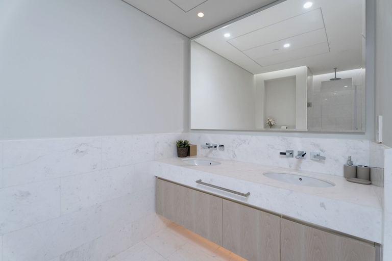 Bathroom 5, Nasma Holiday Homes - The Palm Tower, Dubai