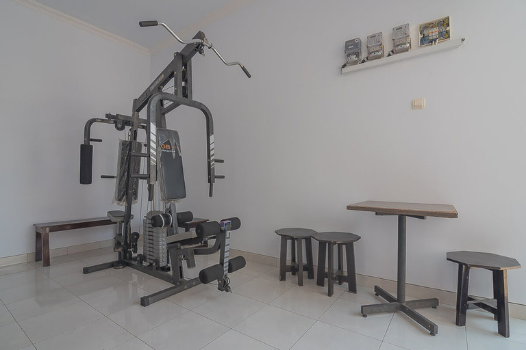 Others 5, RedDoorz Plus near Alun Alun Kuningan, Kuningan