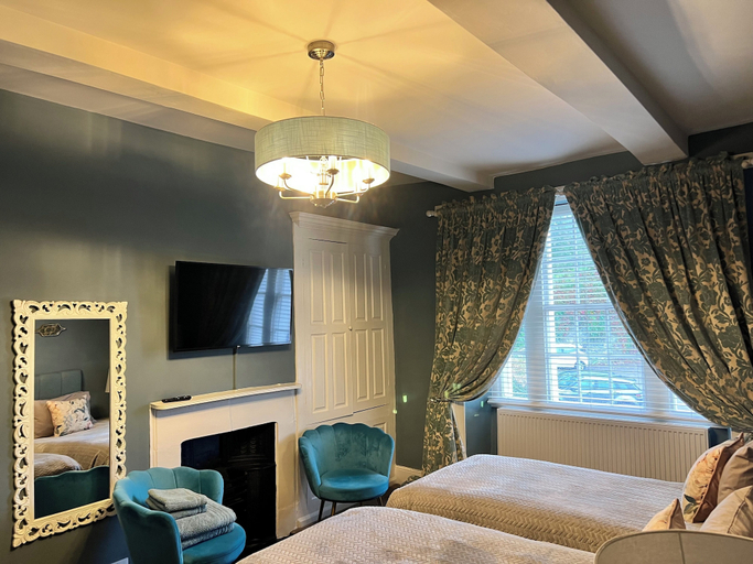 Bedroom 2, Old Daltongate House, Cumbria
