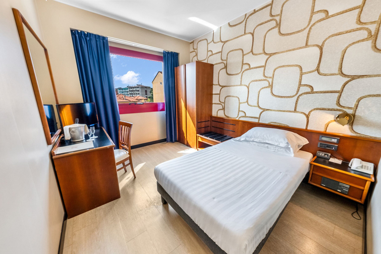 Bedroom 3, Abacus Hotel, Milano