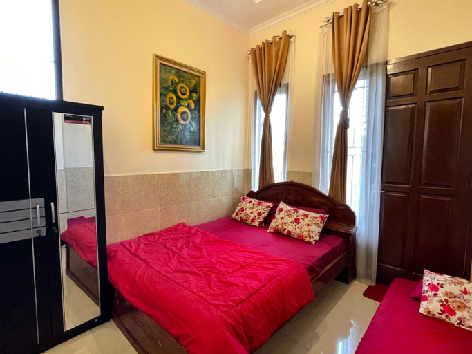 Bedroom 12