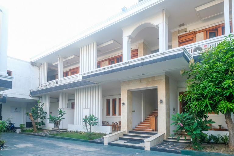 Exterior & Views 2, Urbanview Omah Pari Boutique Hotel, Yogyakarta