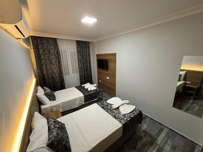 Bedroom 4, Akapella, Akköy