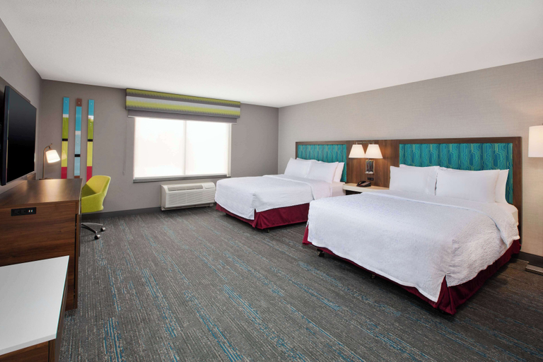 Bedroom 3, Hampton Inn Detroit/Utica-Shelby Township, Macomb