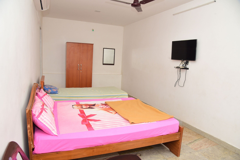 Bedroom 2, URC LODGE, Erode