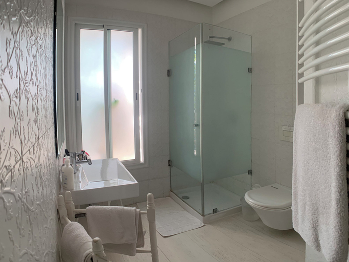 Bathroom 5, Dar Marsa Cubes, La Marsa