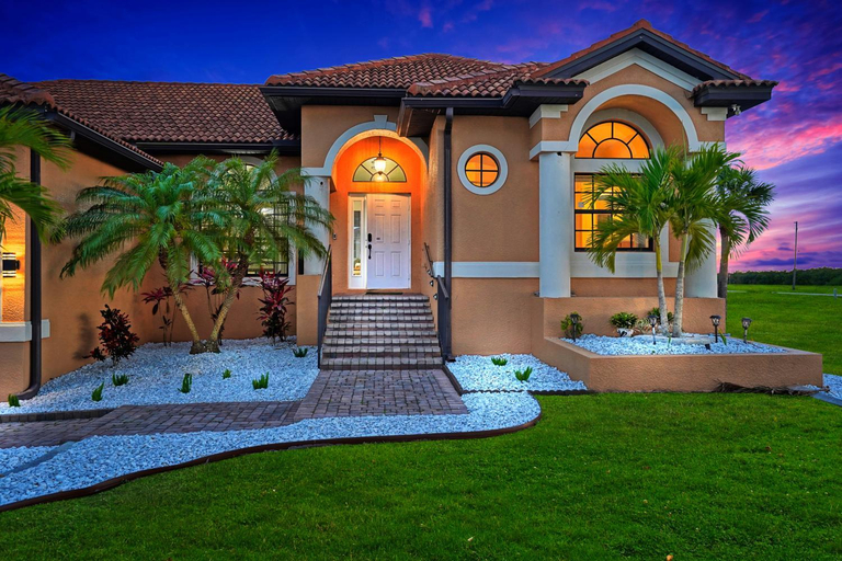 Entrance 2, Luxury Villa in Punta Gorda Isles, Charlotte
