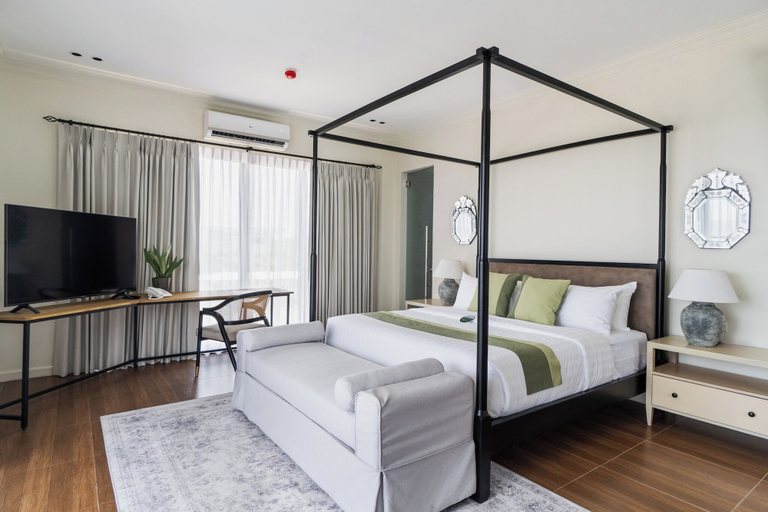 Bedroom 3, Bayandati Resort, Morong