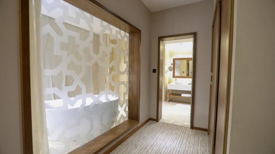 Bedroom 4, V Boutique Hotel, Jeddah