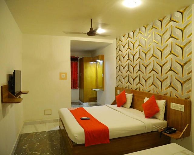 Brindhavan Hotels, Tiruppur