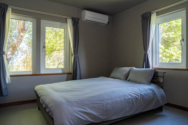 Bedroom 2, THE CHATEAU, Yoichi