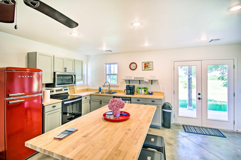 Others 4, Pet-Friendly Hideout on Wolf Creek at Grand Lake!, Delaware