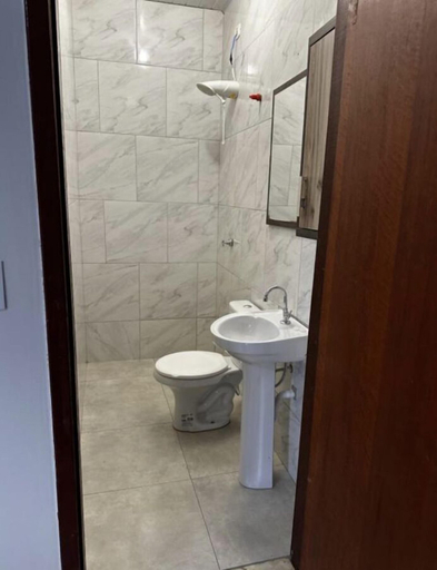 Bathroom, Cada individual, Foz do Iguaçu