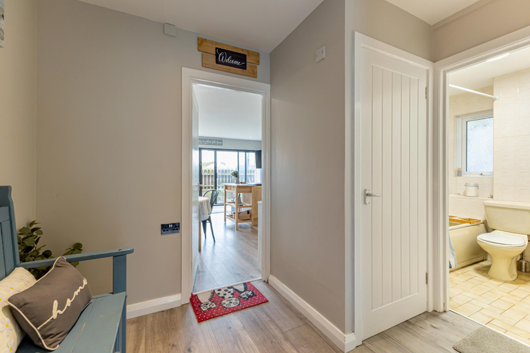 Others 5, Central Apartment 3B, Newry, Mourne and Down