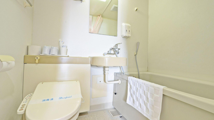 Bathroom 4, Hotel Yamanouchi, Naha