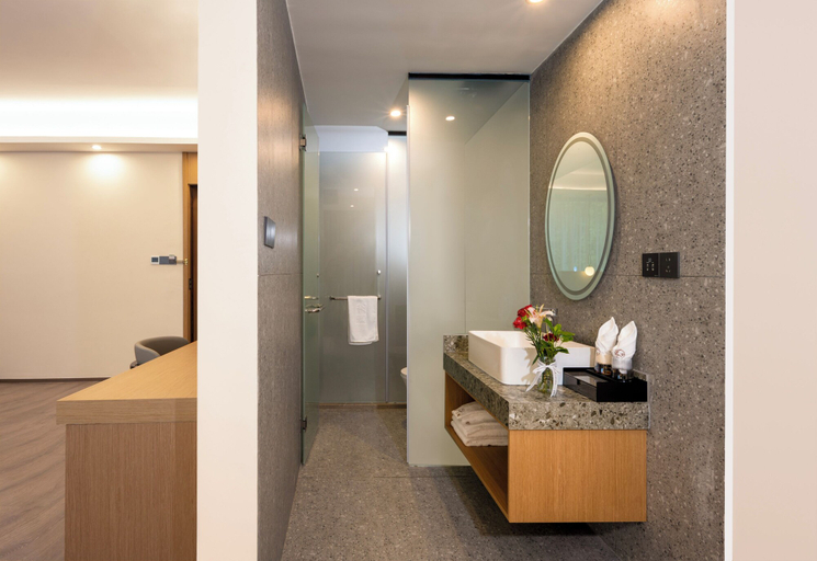Bathroom 3, Yangshuo-Greenery Retreat, Guilin