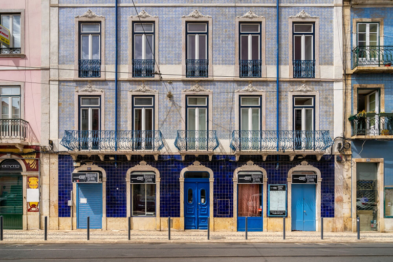 Exterior & Views, Luxury Stay In Prime Location W/ Ac, Lift & Private Patio, Lisbon