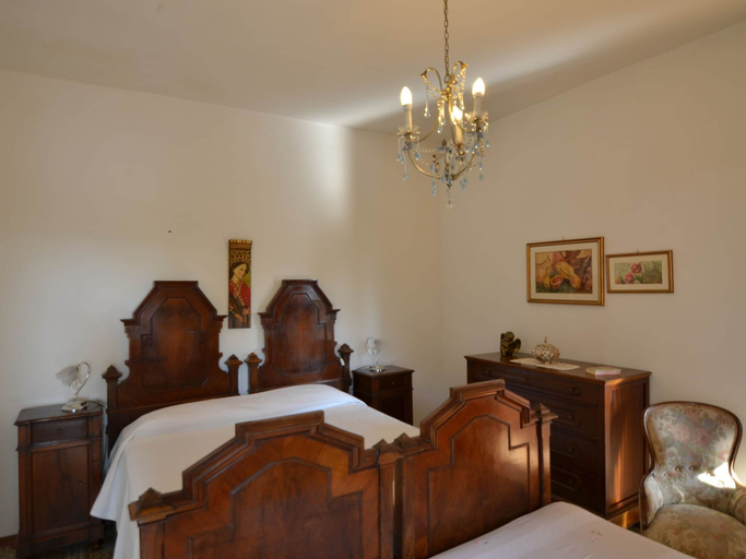 Bedroom 5, Hillside Stay in Montecolombo, Rimini