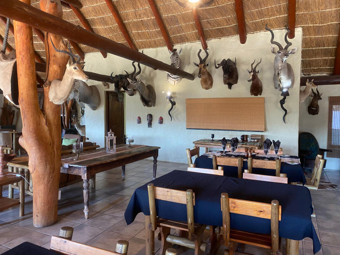 Food & Drinks 4, Outspan Safaris, Amathole