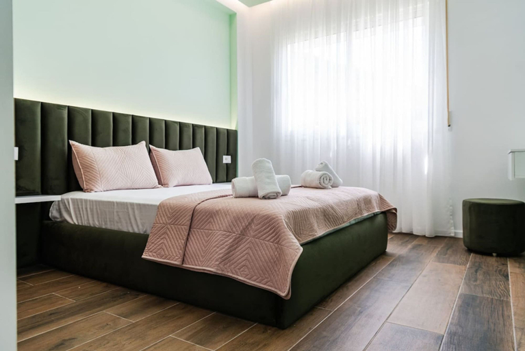 Room 2, The Seabreeze Apartment, Vlorës