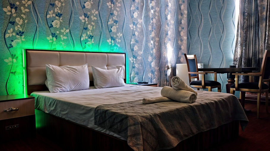 Bedroom 3, Badamdar Hotel, Baku